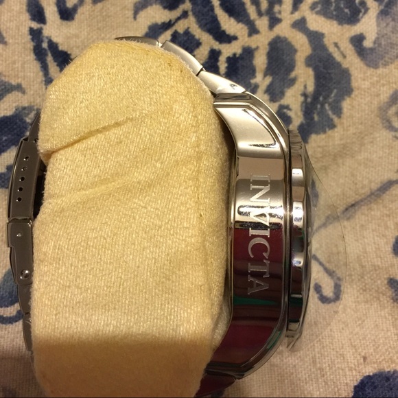 Invicta Masters of the Ocean Divers Watch - Picture 3 of 4